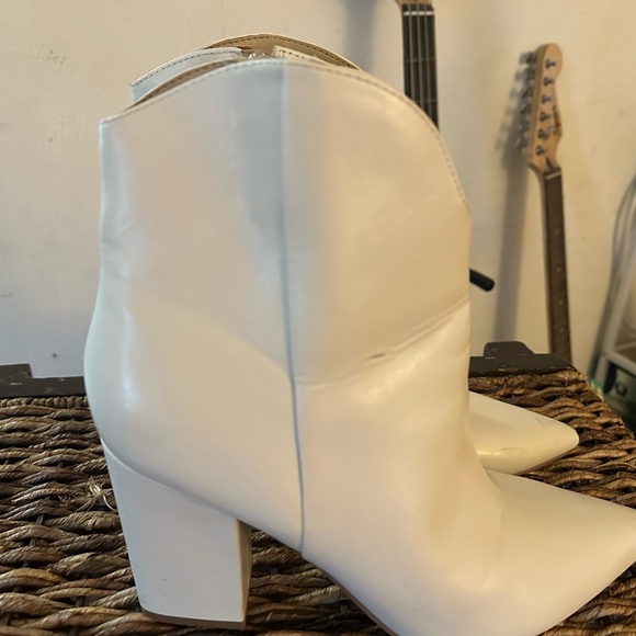 Nine West Chic Cream Heeled Boots - Picture 4 of 6